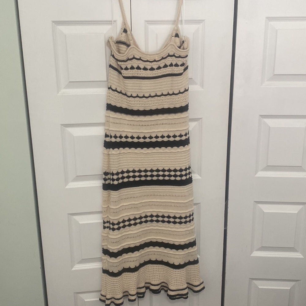 H&M Cream and Black Striped Crochet Midi Dress - Picture 4 of 4